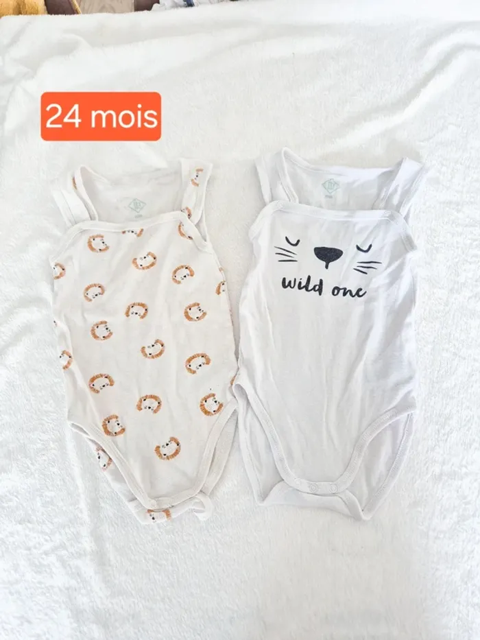 Lot 2 bodies débardeur 24 mois Tex