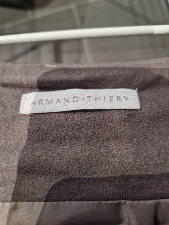 Jupe Armand Thiery 38 - photo numéro 3