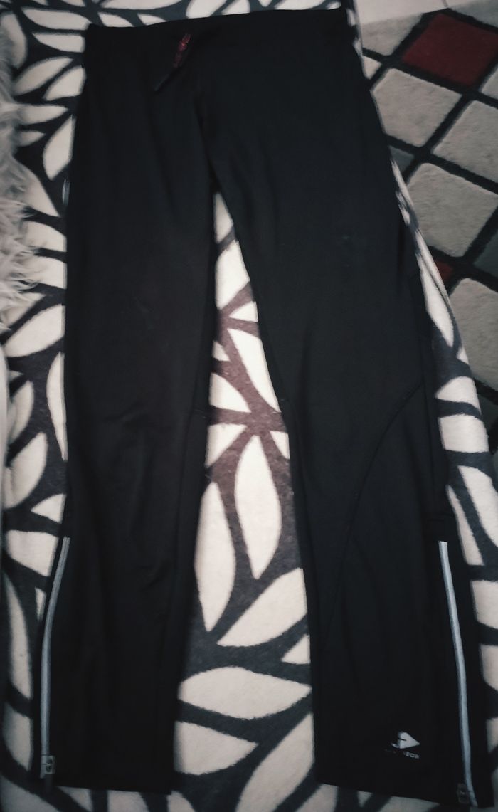 Leeging/pantalon de sport noir "Décathlon" en très bon état
