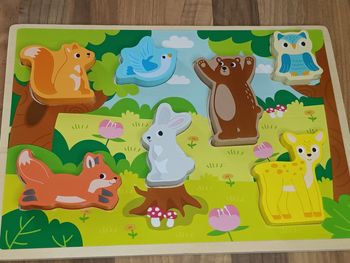 Puzzle bébé à formes animaux de la forêt à jouer