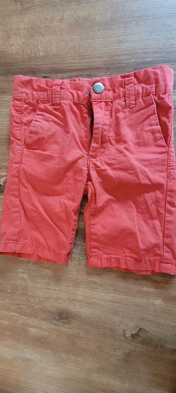 Short rouge 3 ans