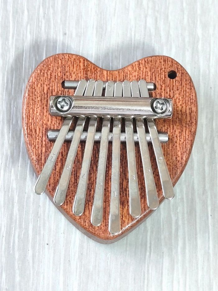 Jeu musical en bois en forme de coeur kalimba - photo numéro 2
