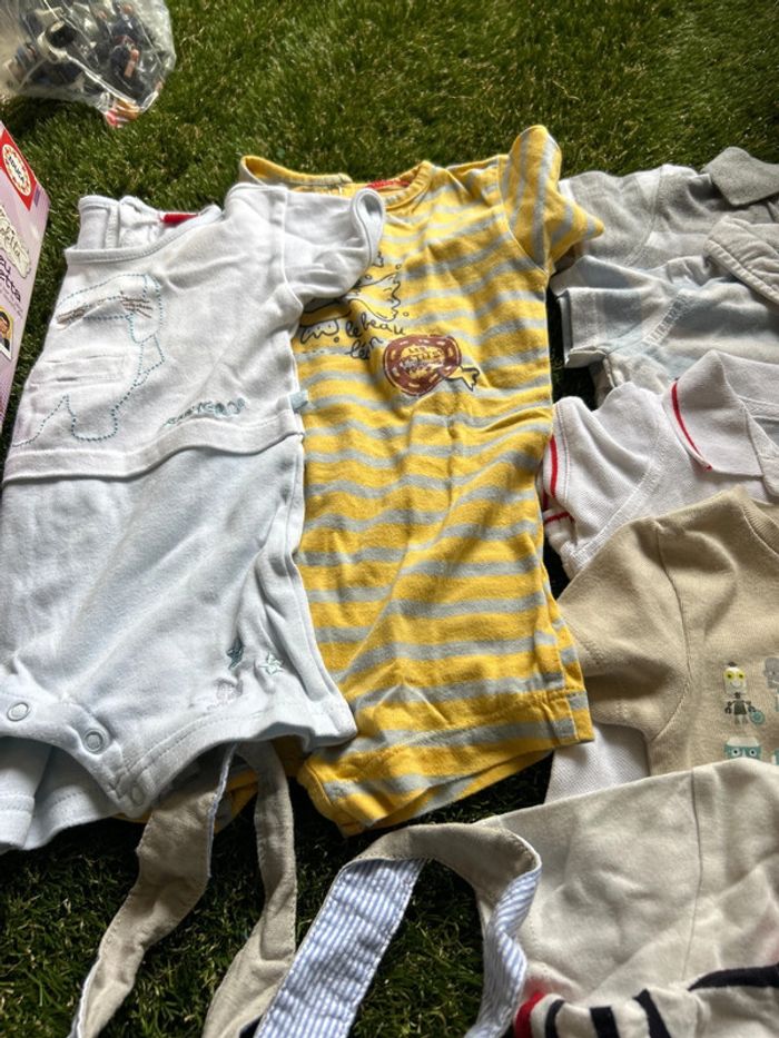 Lot de 24 vêtements en 6 mois - photo numéro 4