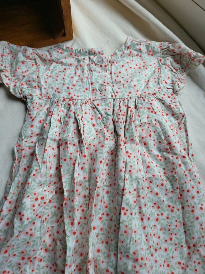 Robe légère fluide fleurie 6 mois - photo numéro 4
