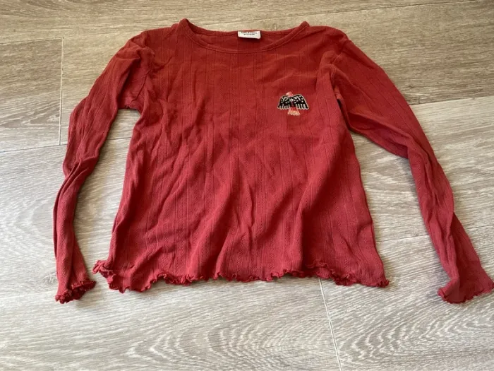 Lot de 2 tee shirts ML taille 6 ans - photo numéro 4