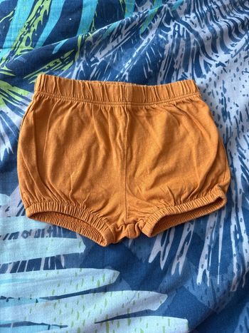 Short moutarde Kiabi 6 mois