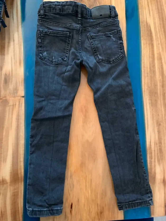 Jean Slim Zara taille 6 ans - photo numéro 5