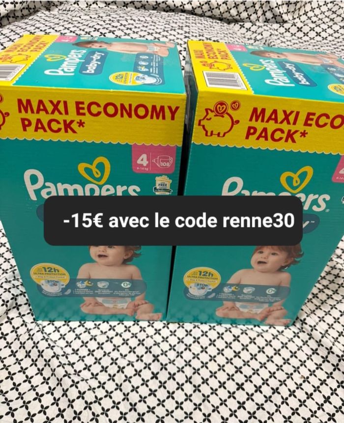 Deux cartons couche Pampers taille 5 normal