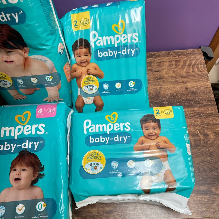 Lot de couche pampers - photo numéro 2