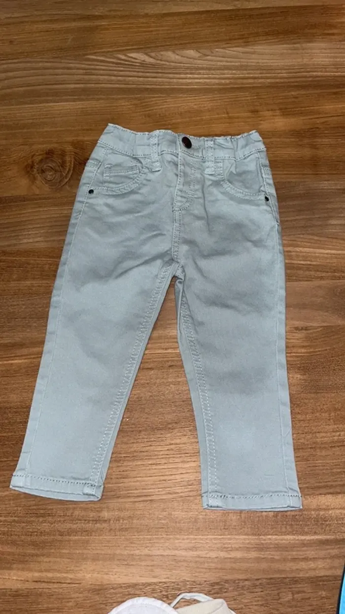 Pantalon style chino kiabi 18 mois vert eau - photo numéro 2