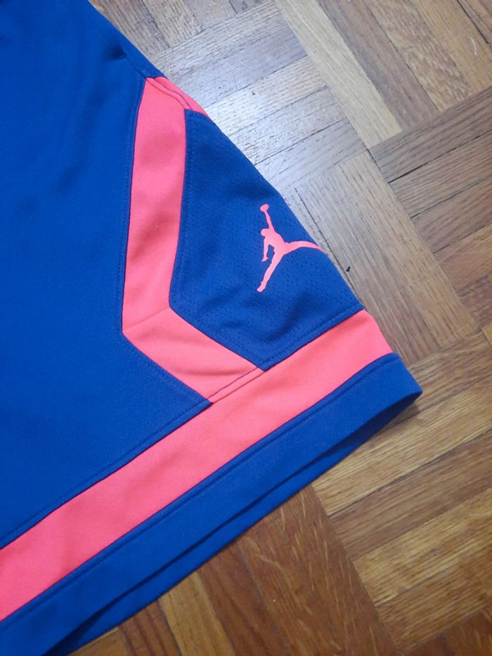 Short jordan 8/ 10 ans - photo numéro 2