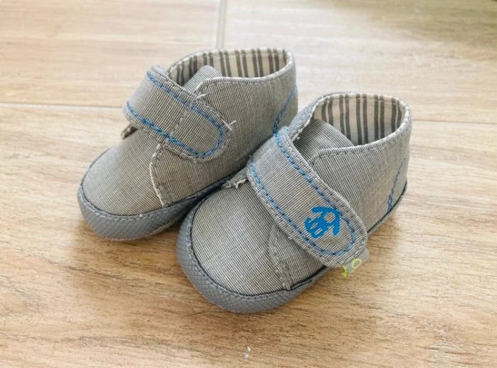 Lot de chaussures bébé 0 a 6 mois - photo numéro 3