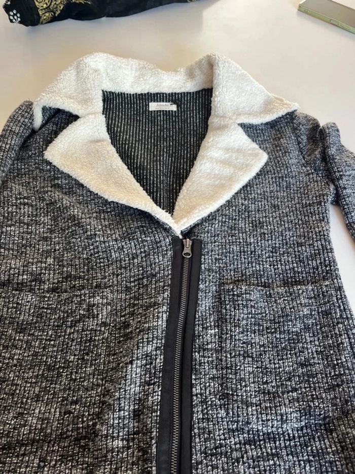 Veste gris et noir marque amichi - photo numéro 2