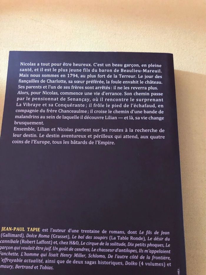 Livre les batards de l’empire - photo numéro 5