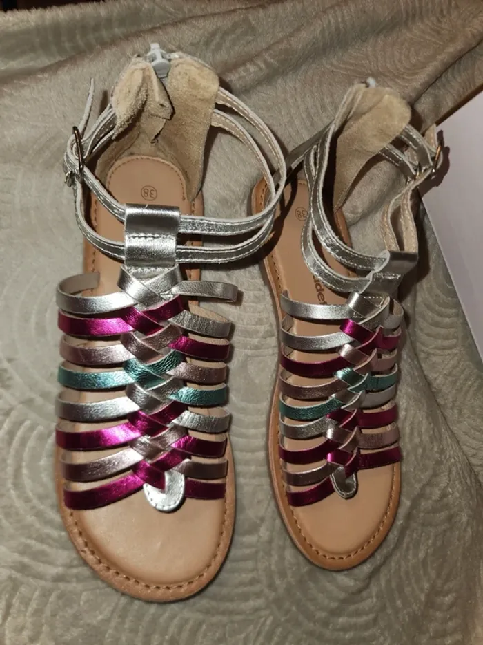 Sandales multicolore vertbaudet pointure 38