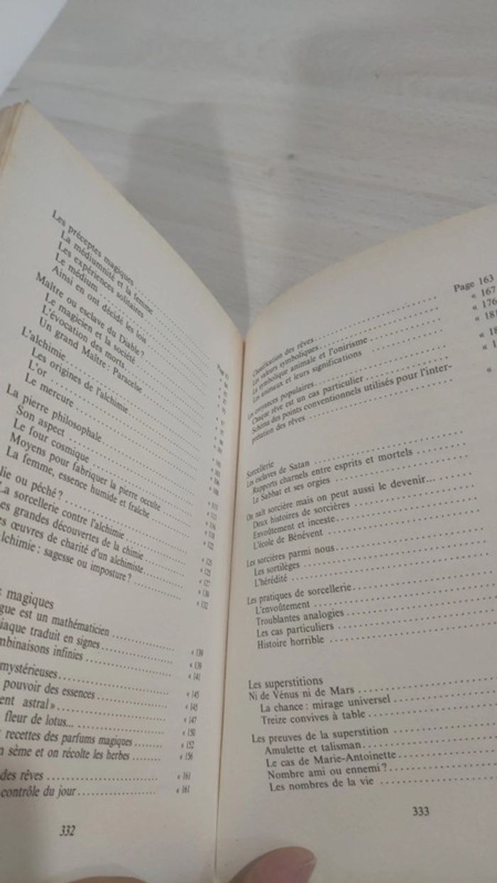 Livre Magie et sorcellerie Osvaldo Pegaso Éditions de Vecchi - photo numéro 7