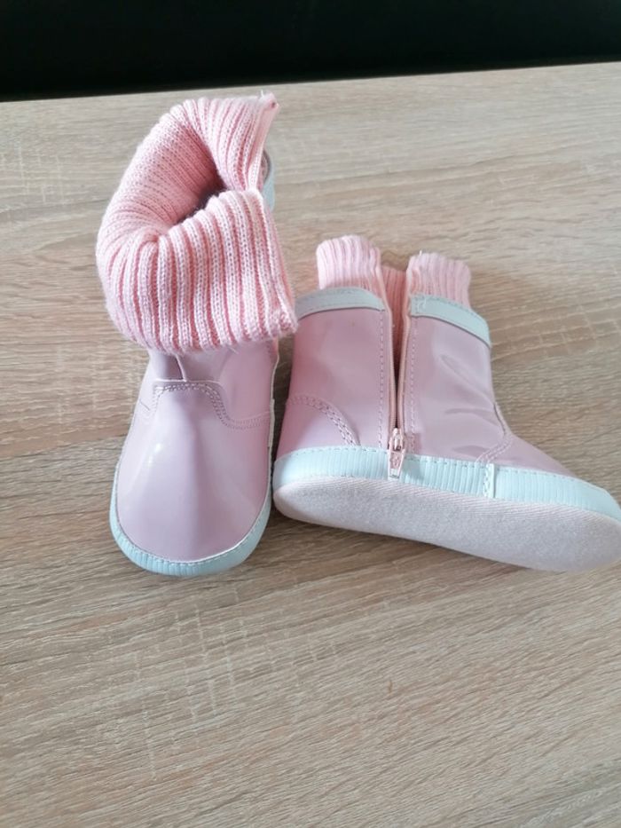 Bottes vernies roses 6-9 mois - photo numéro 2