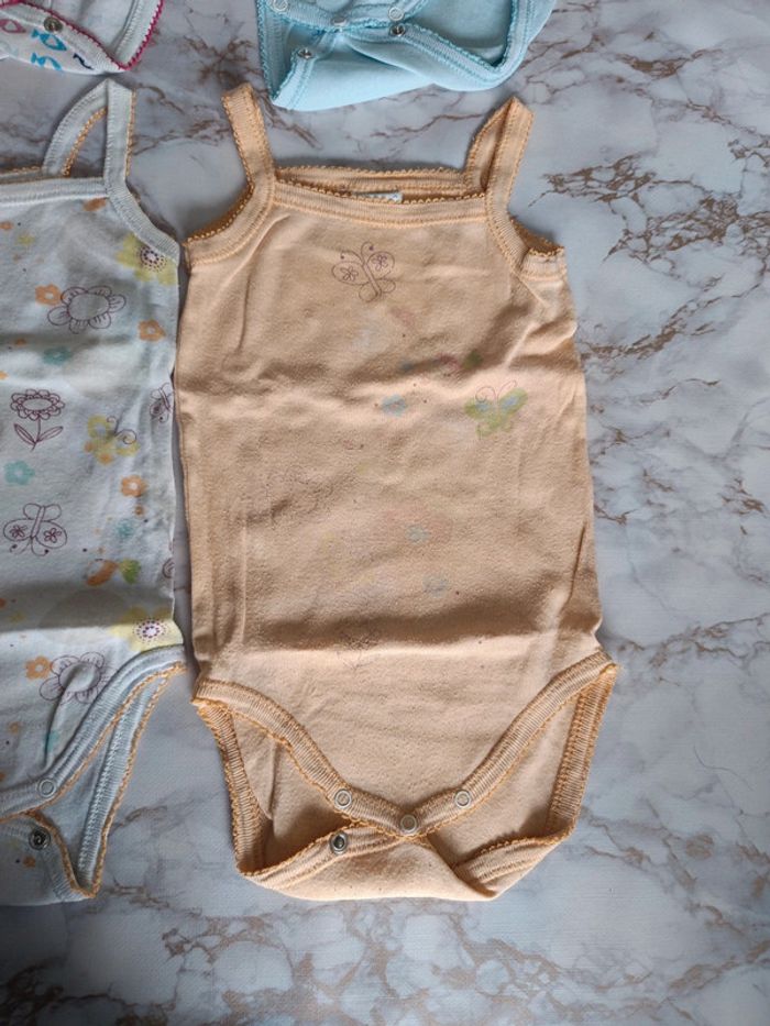 4 bodies débardeur 12 mois été - photo numéro 3