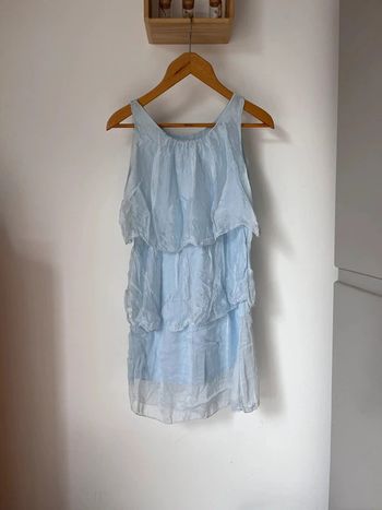 Robe bleue claire, soyeuse Made in Italy