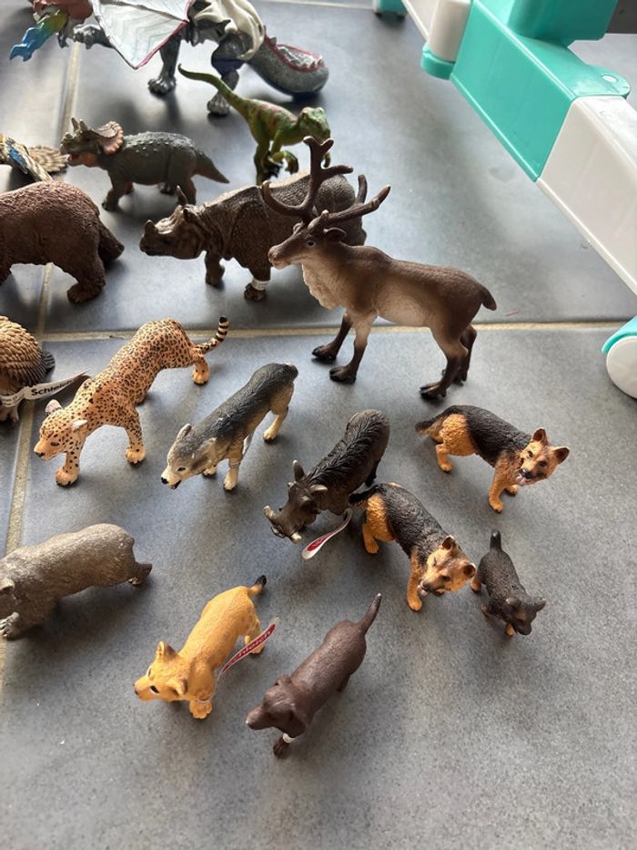Animaux schleich flamant rose brebis lama chèvre biche renard chien éléphant - photo numéro 5