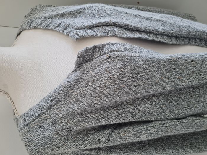 Cardigan Laine fait main - photo numéro 2