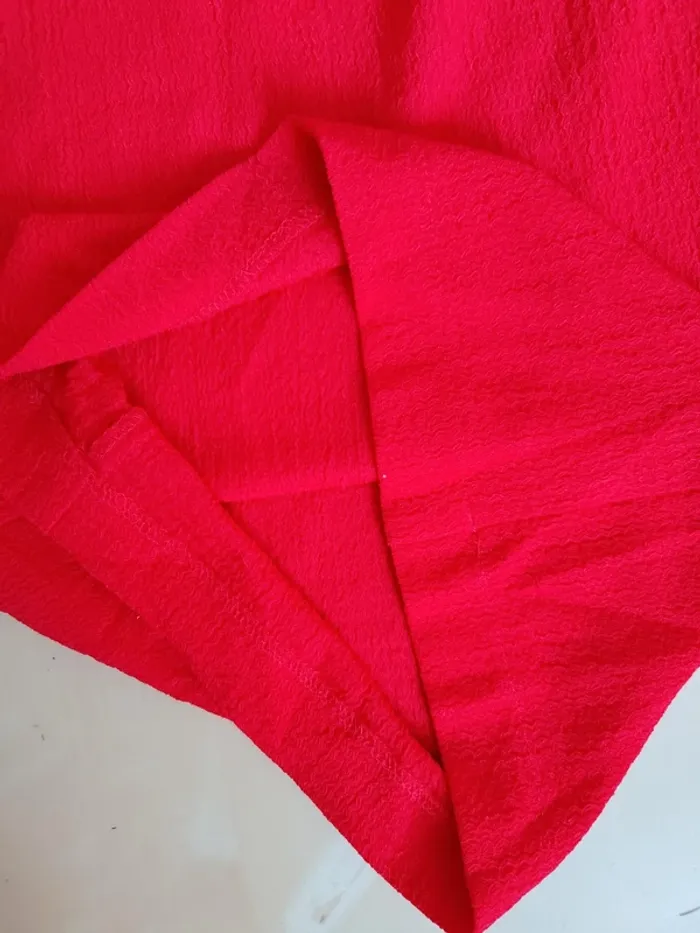 Pantalon rouge - photo numéro 3