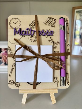 Porte bloc note et stylo - maîtresse / nounou 