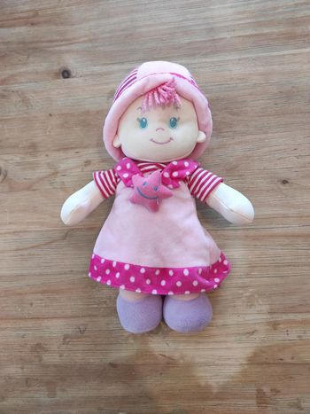 Poupée de chiffon rose