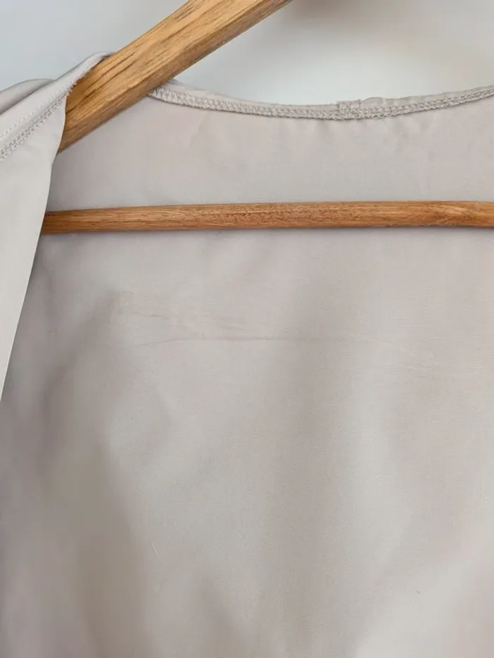 Veste coupe-vent beige à capuche taille L Shein - photo numéro 9