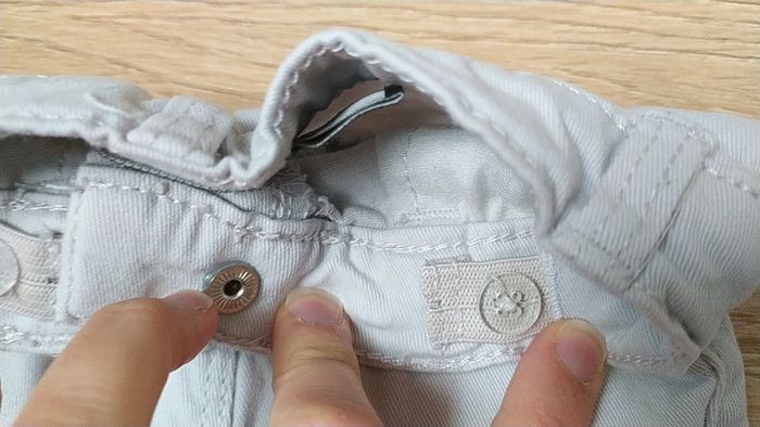 Pantalon blanc cassé orchestra 6 mois - photo numéro 5