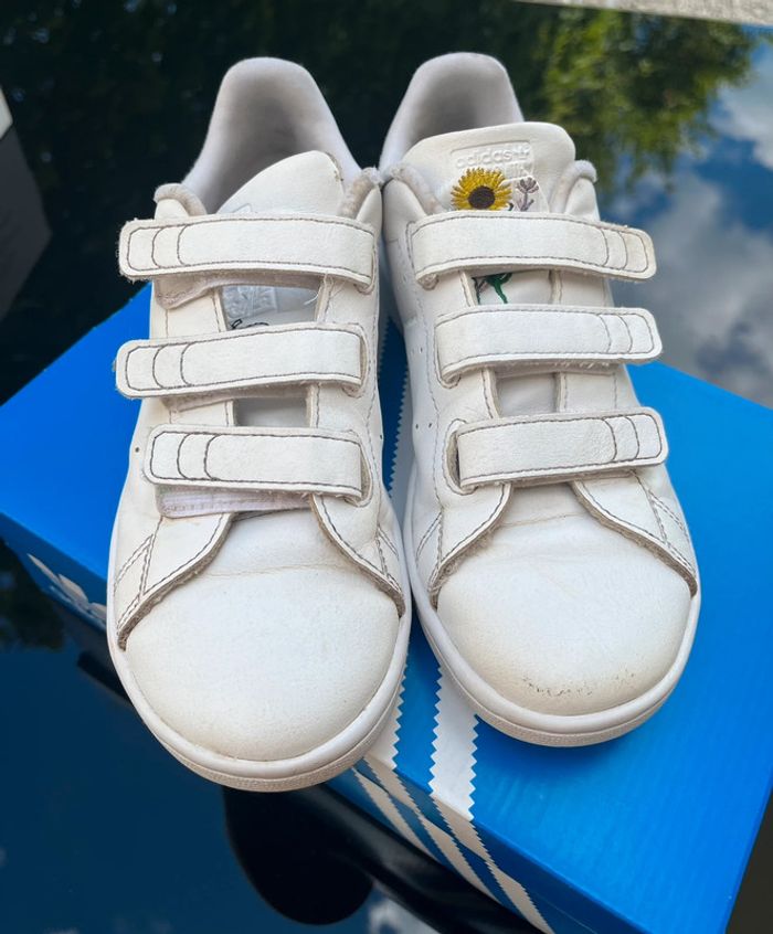 Baskets Stan smith pointure 34 - photo numéro 2