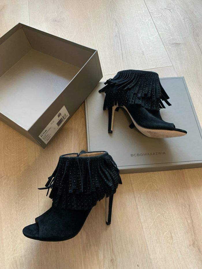 Escarpins ouvert 37 BCBGMaxazaria