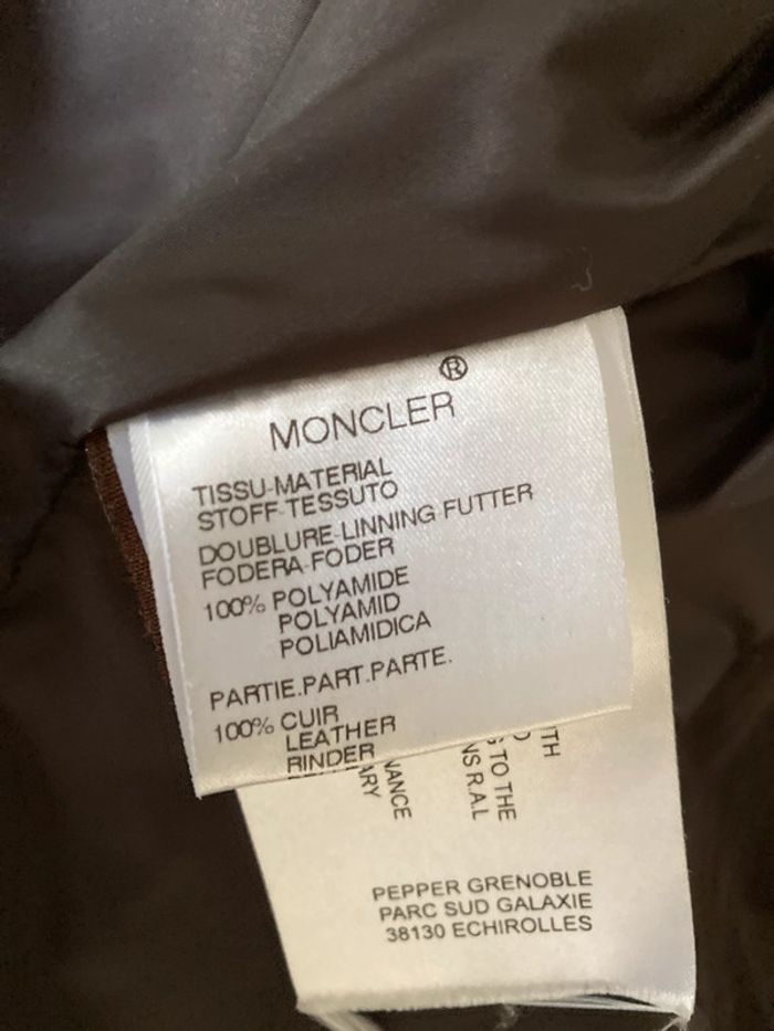 Magnifique doudoune longue moncler taille 2 - photo numéro 6
