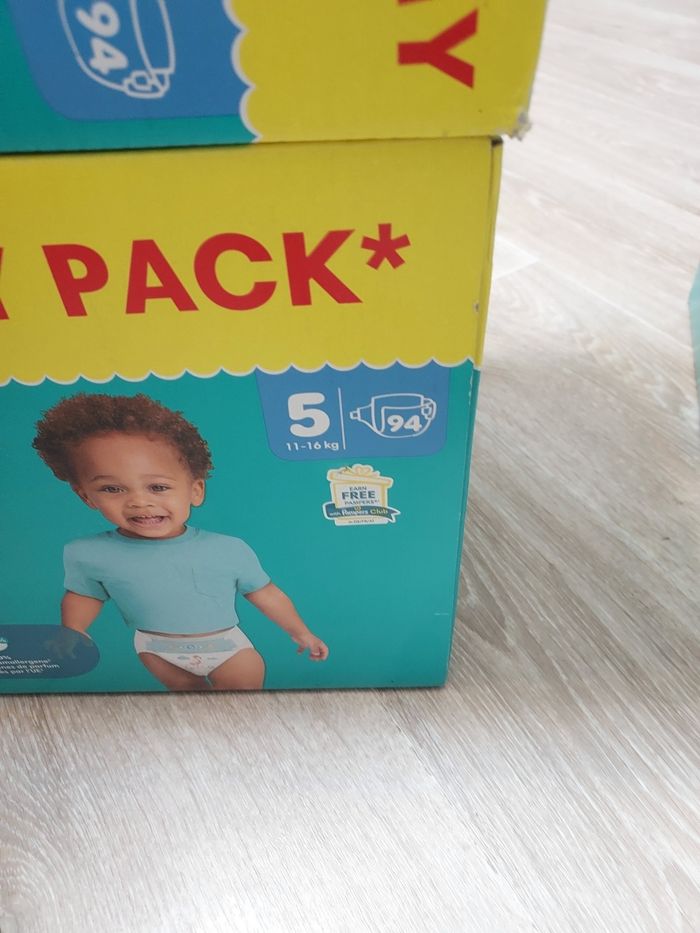 Lot couche pempers taille 5 - photo numéro 2