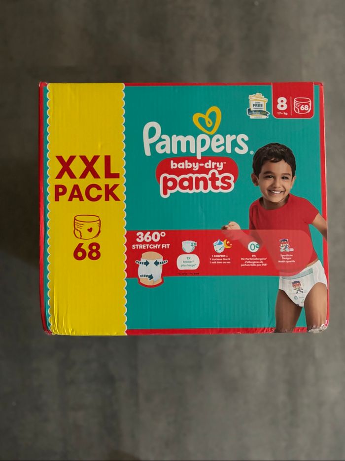 Carton de 68 couches Pampers baby dry pants T8 neuf