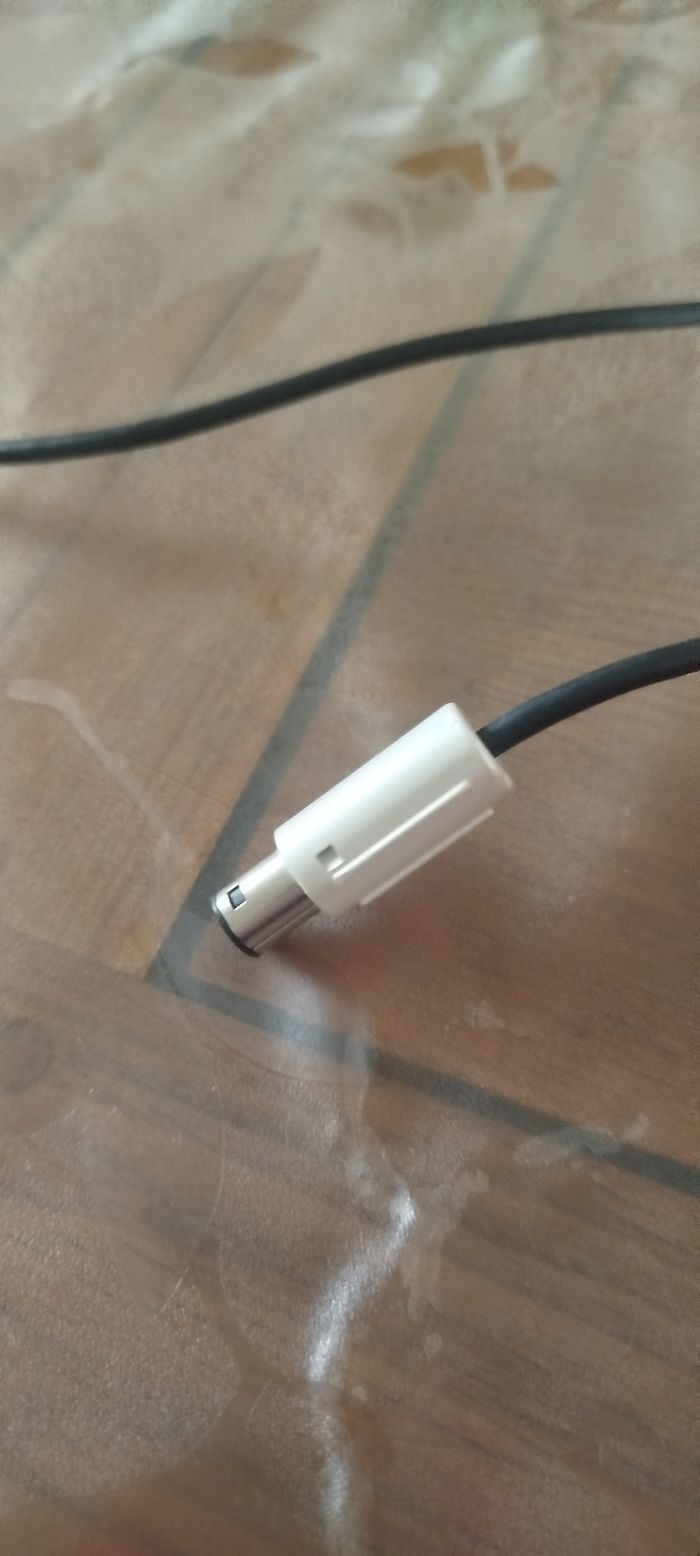 Manette Nintendo GameCube blanche - photo numéro 7