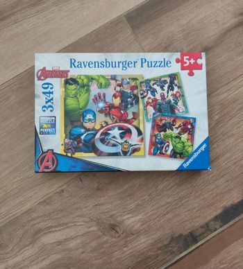 3puzzles très bon état 