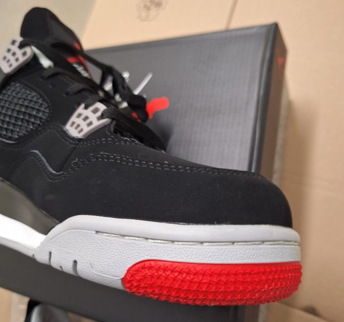 Replique Nike air Jordan 4 Retro neuve avec étiquettes 🏷 
Qualité primium - photo numéro 8