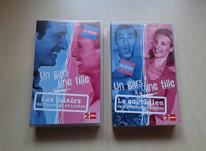 Lot de 2 coffrets de VHS : 1 gars, 1 fille - photo numéro 4