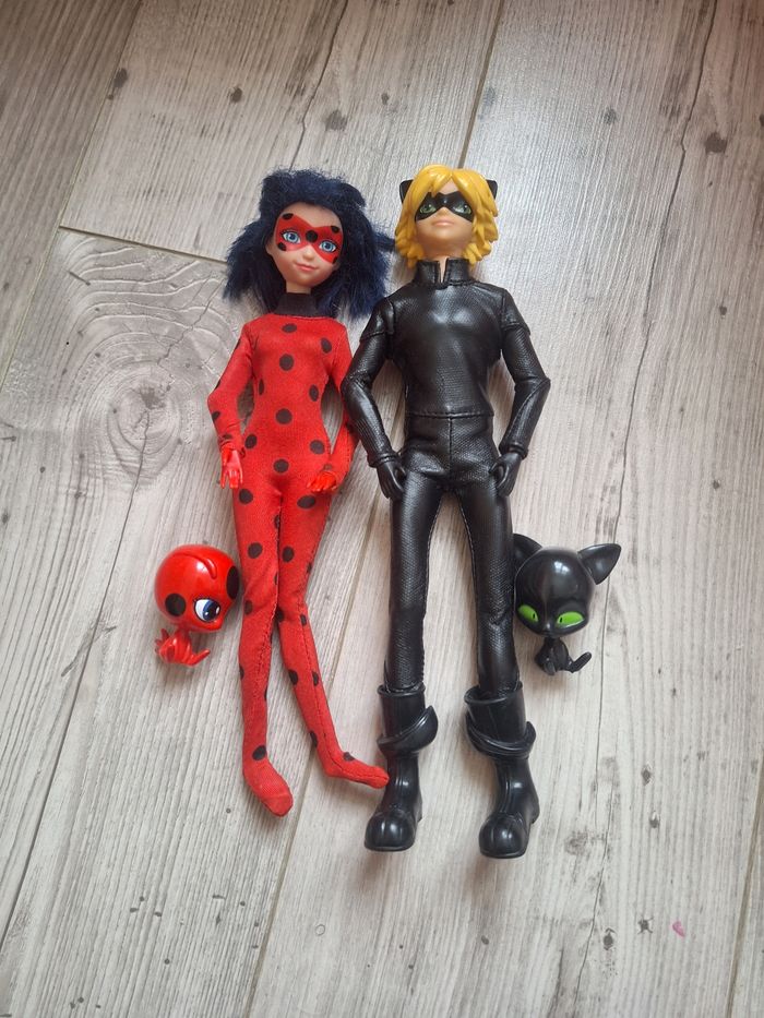 Figurine miraculous
