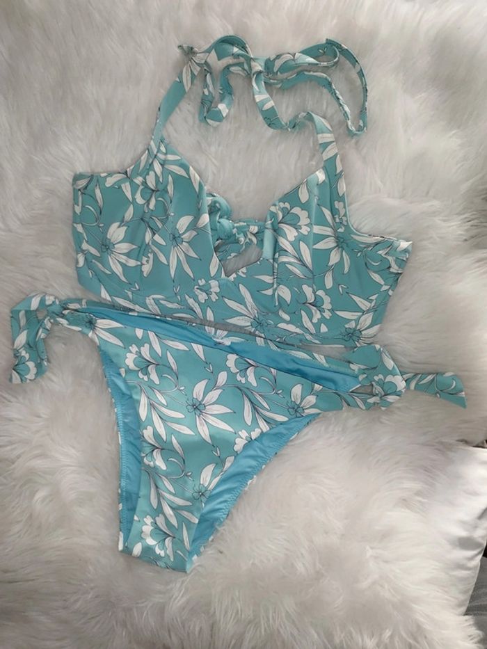 Maillot de bain 2 pièces - photo numéro 2