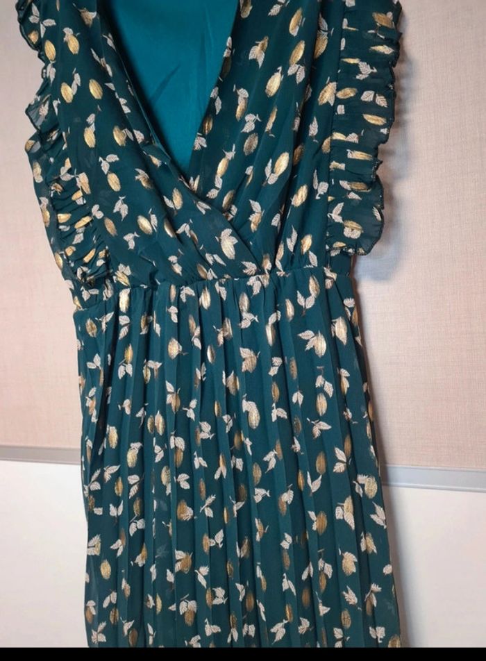 Robe verte et dorée - photo numéro 4