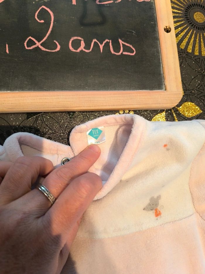 Pyjama taille 2 ans en très bon état - photo numéro 2