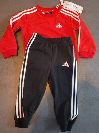 Ensemble adidas neuf