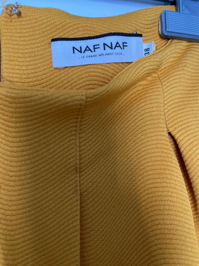 Jupe jaune - photo numéro 2