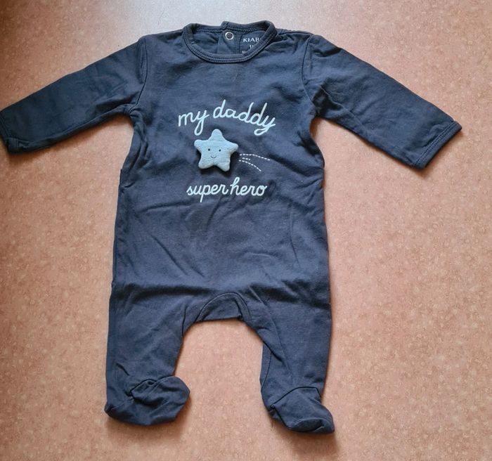 Pyjama 1mois - photo numéro 2