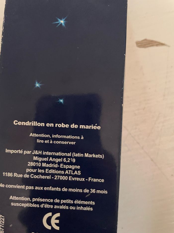 Poupées porcelaine atlas disney cendrillon en robe de mariée - photo numéro 3