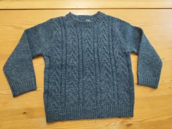 Pull bleu pétrole