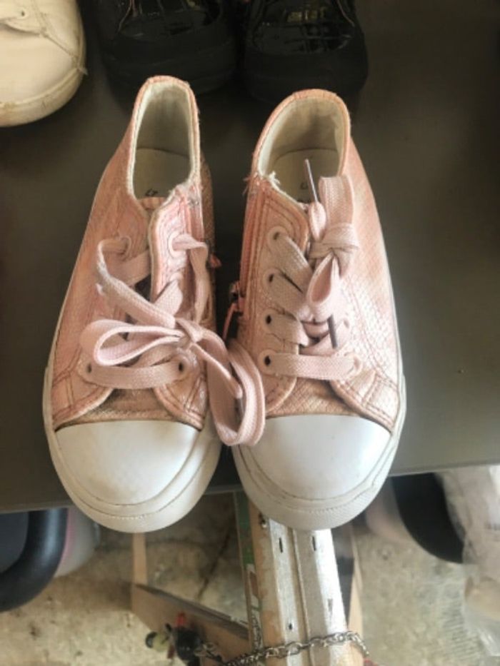 Basket rose pointure 27