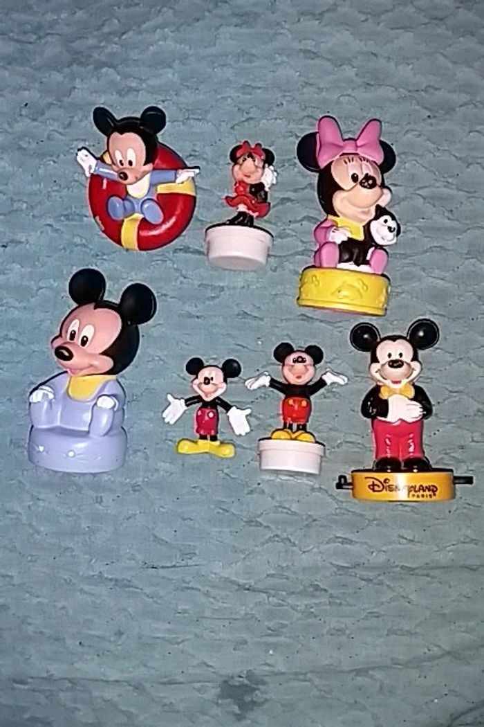 Lot figurines Mickey et Minnie